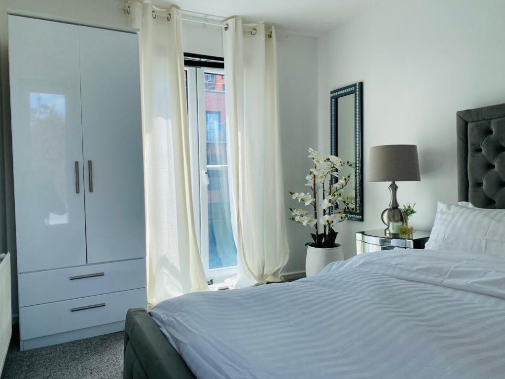 Modern, Stylish And Central Home Μάντσεστερ Εξωτερικό φωτογραφία
